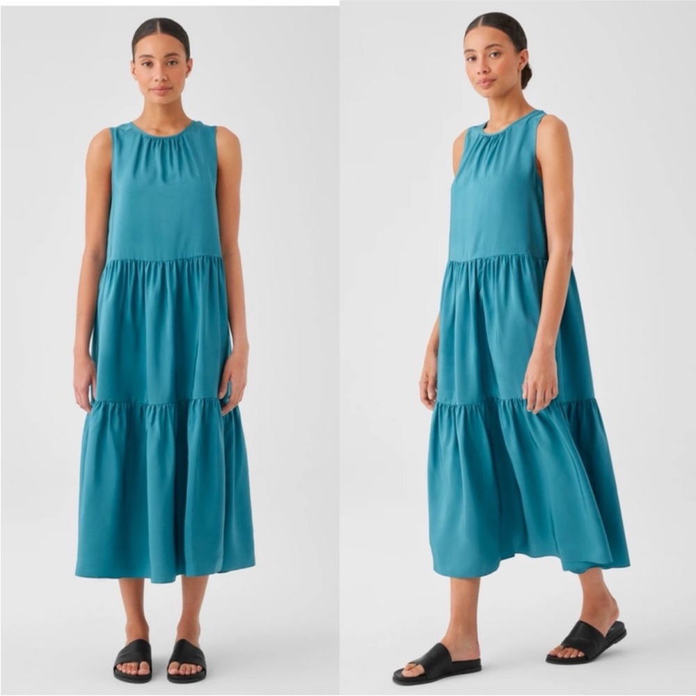 NWT Eileen Fisher
Silk Round Neck Sleeveless Tiered Shift Dress